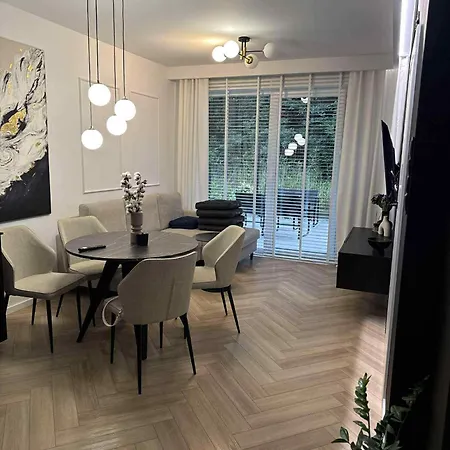 Apartmán Nowy Nadmorski B5 Z Duzym Ogrodem - Przy Morzu 150m