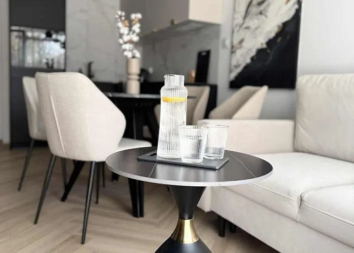 Apartment Nowy Nadmorski B5 Z Duzym Ogrodem - Przy Morzu 150m